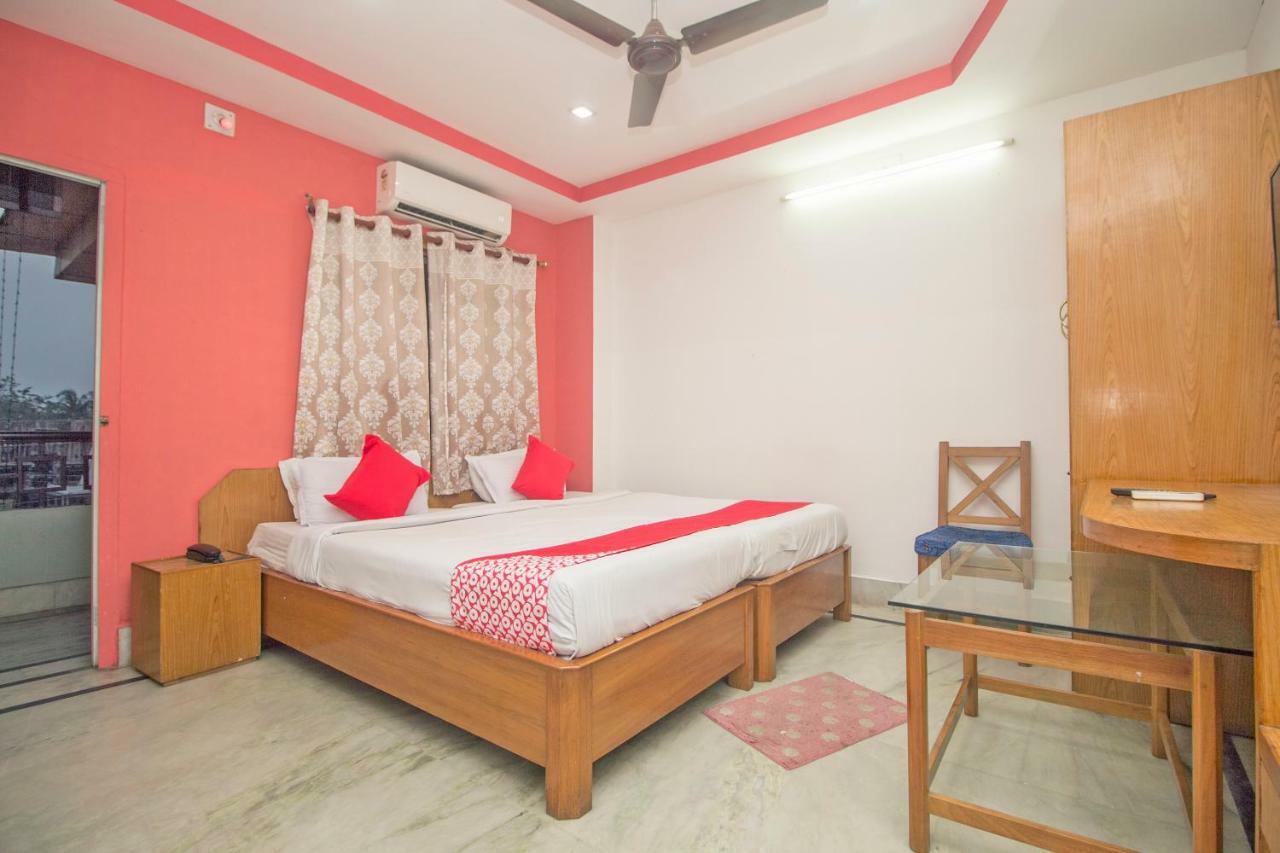 Hotel Nandanik Palace Falakata Экстерьер фото