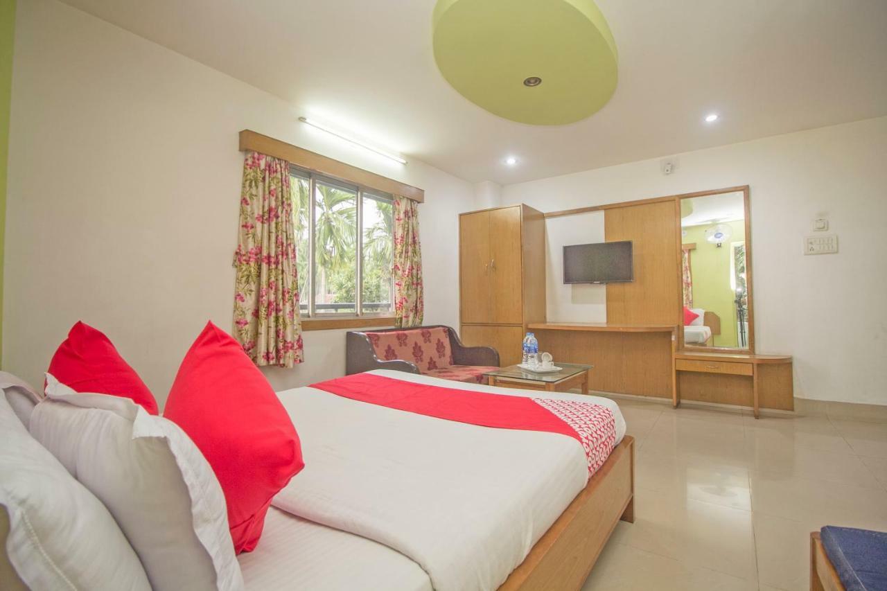 Hotel Nandanik Palace Falakata Экстерьер фото